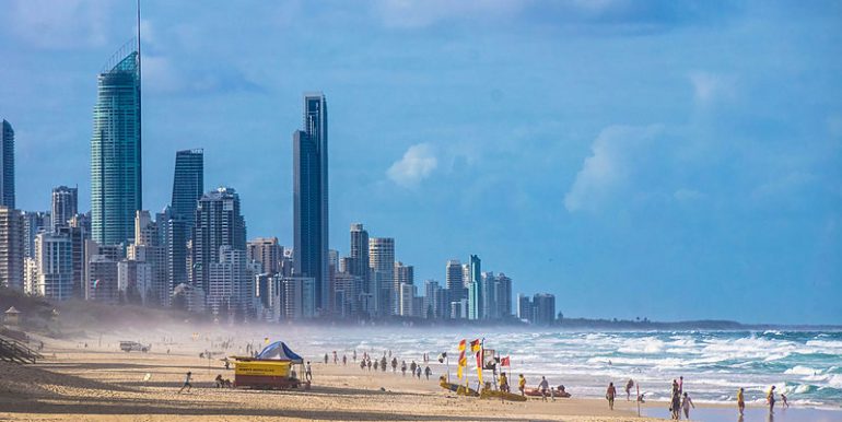 Villa Roma on Capri Gold Coast Surfers Play Beach beahc line